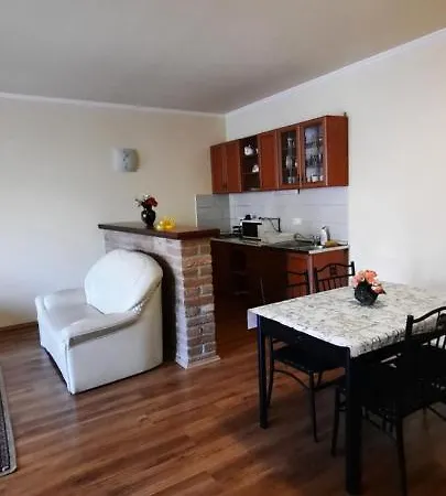 Bastya Apartmanhaz Sárvár Extérieur photo
