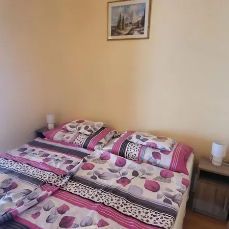 Bastya Apartmanhaz Sárvár Extérieur photo