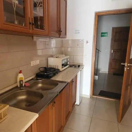 Bastya Apartmanhaz Sárvár Extérieur photo