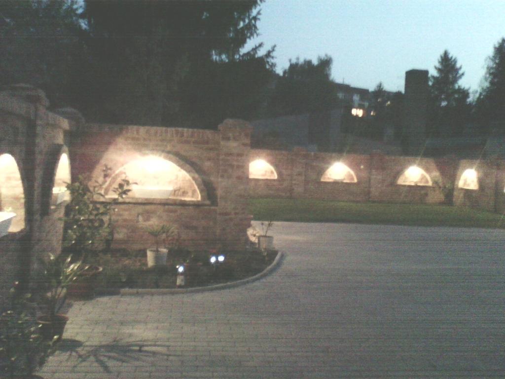 Bastya Apartmanhaz * Sárvár